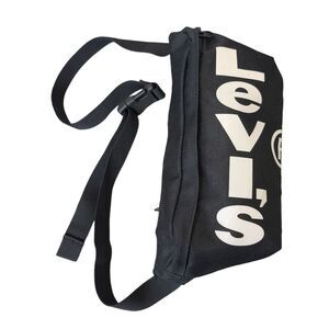 LEVI'S Unisex Black Spellout Logo Sling Belt Waist Fanny Pack Travel Bag
